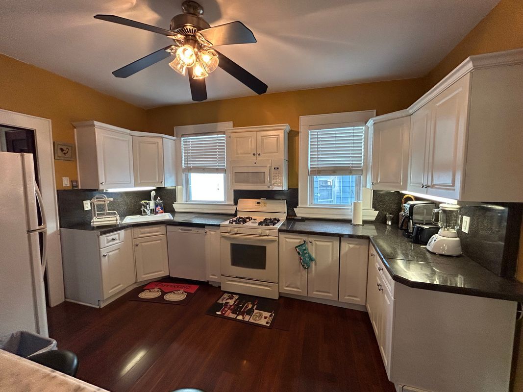 Foto del edificio - 84 Crawford St