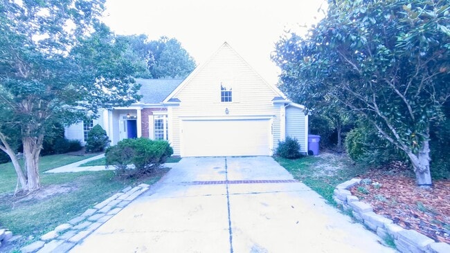 Building Photo - 14808 Bergerac Ct