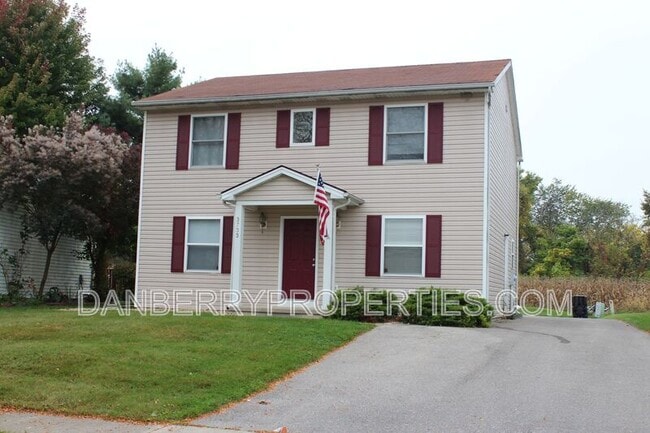 Building Photo - 3733 Willow Run Dr