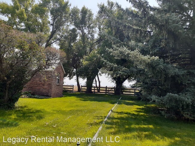 Building Photo - 3 br, 2 bath House - 6788 N Yellowstone