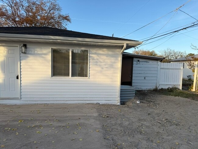 Foto del edificio - Remodeled duplex - back unit
