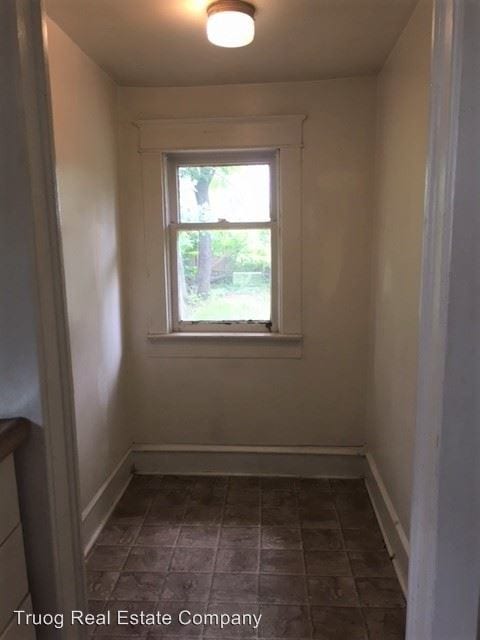 Building Photo - 2 br, 1 bath House - 4323 Stateline Rd