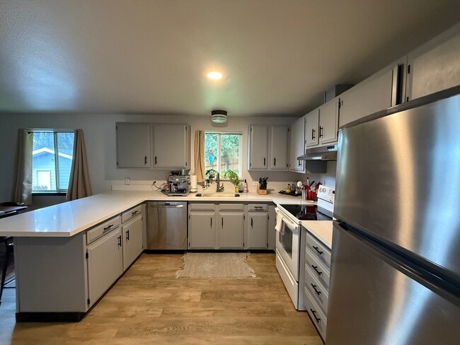 Building Photo - 26714 NE Valley St