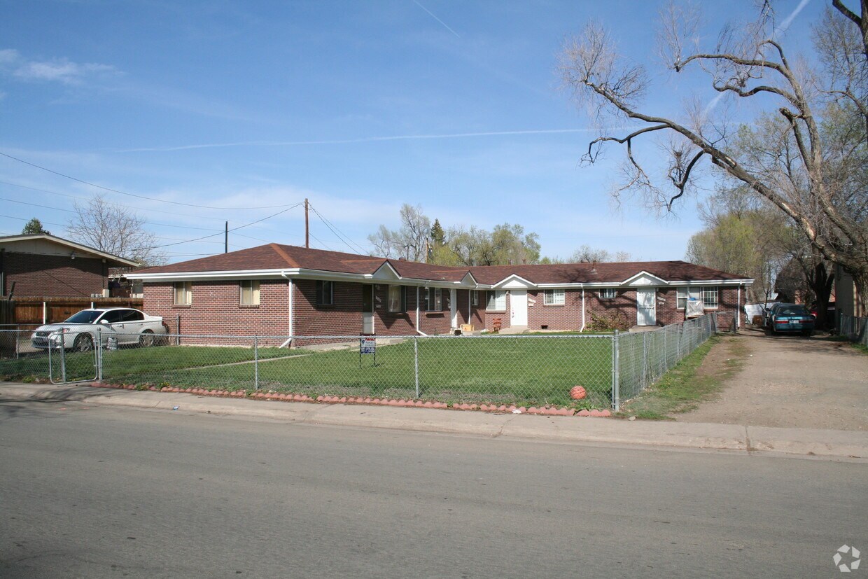 Primary Photo - 7180-7186 Stuart St