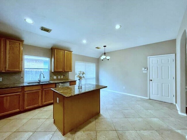 Foto del edificio - 4714 Plantation Colony Dr