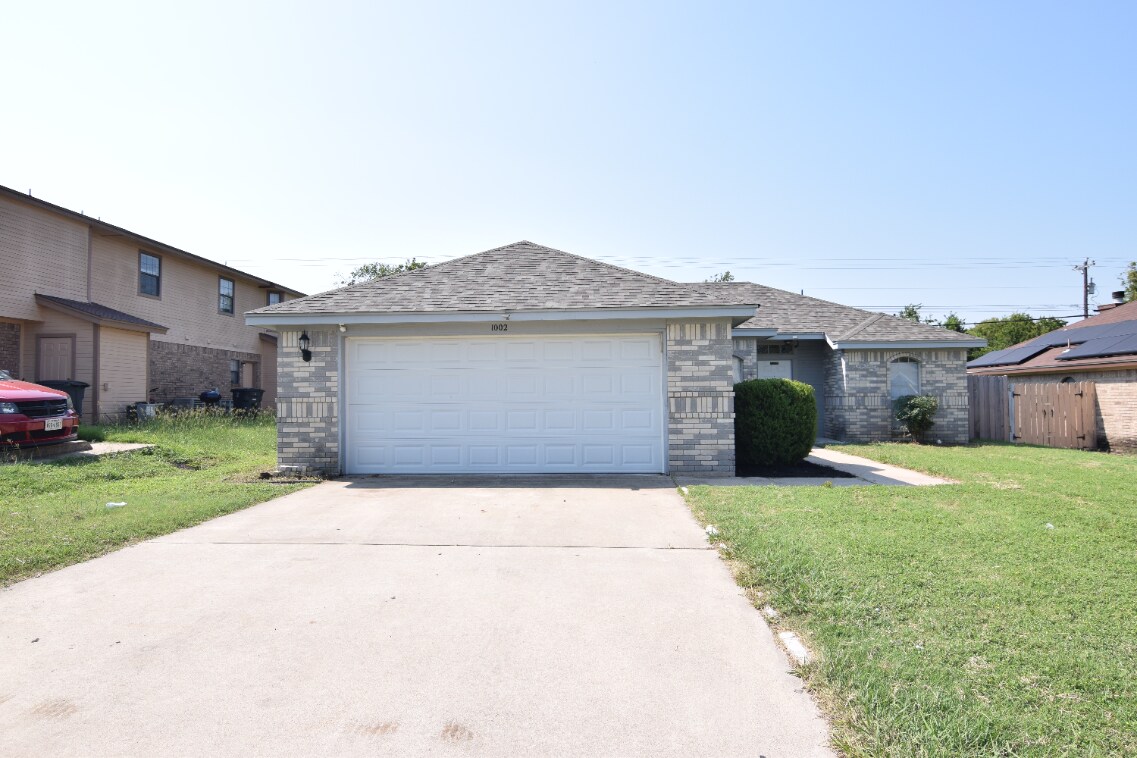 Foto principal - 1002 Clairidge Ave
