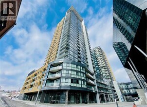 Building Photo - 108 Garment St