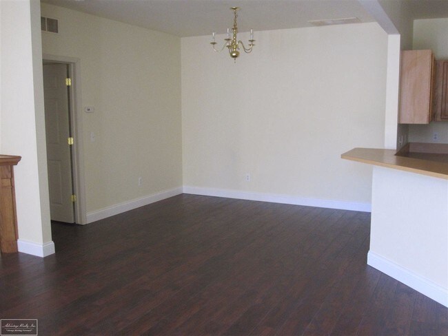 Foto del edificio - 51600 Stern Ln