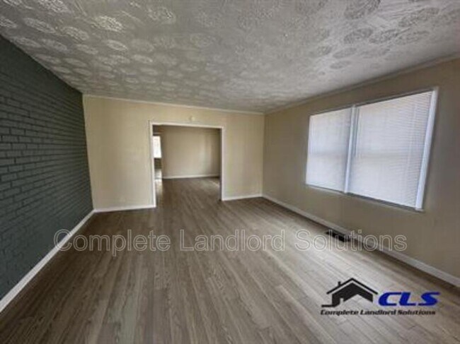 Foto del edificio - 1030 N 14th St