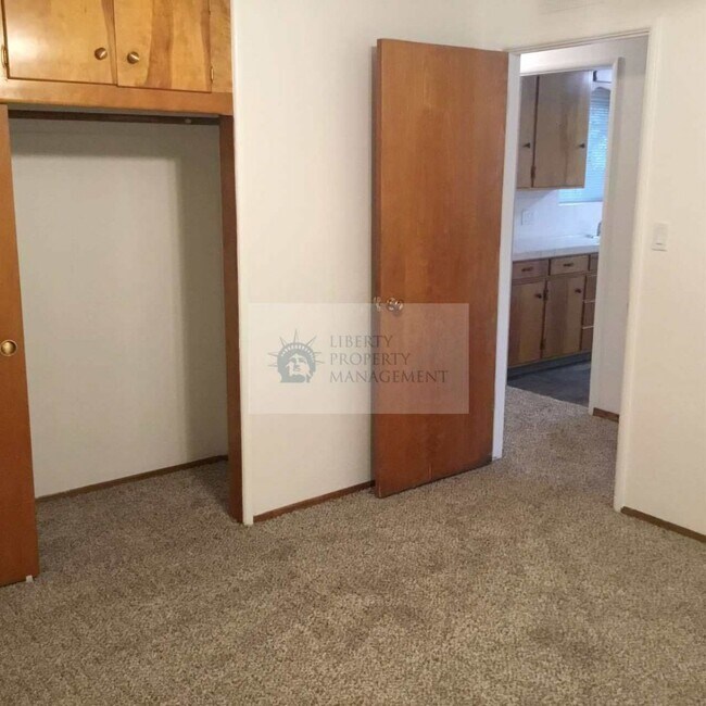 Foto del edificio - 1605 Glenwood Dr