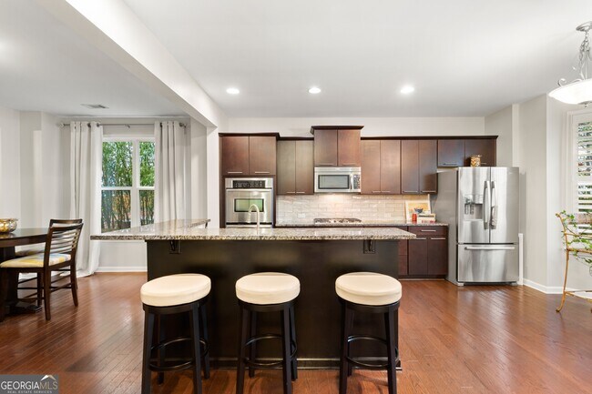 Foto del edificio - 4324 Laurel Creek Ct SE