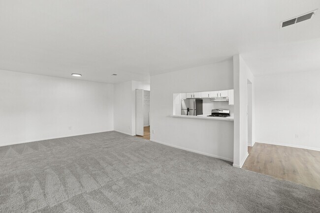 Foto del edificio - ReNew Woodland Ranch South