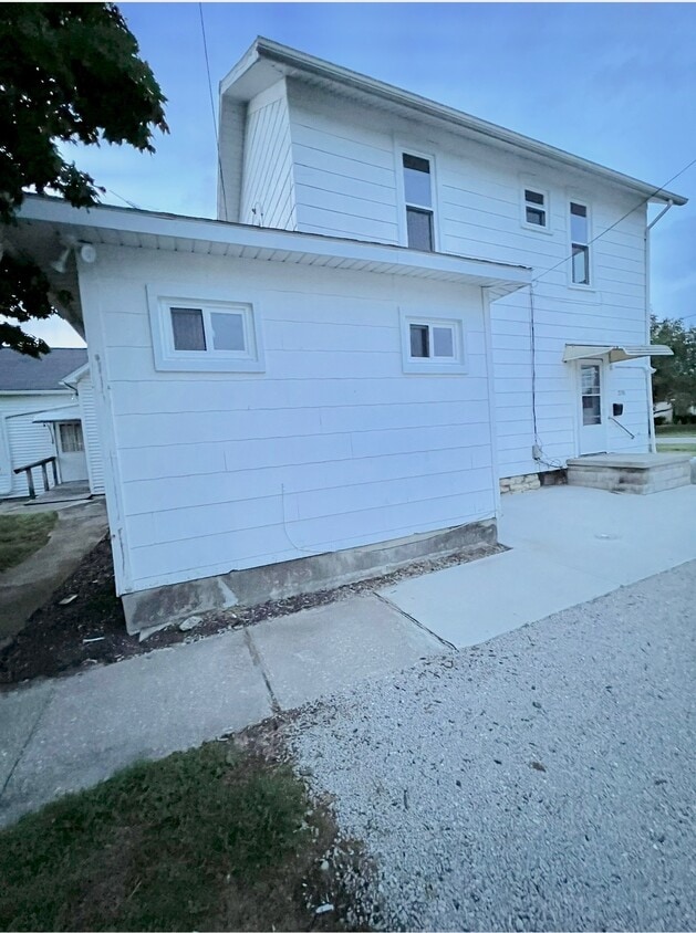 Foto del edificio - 2206 Lake St