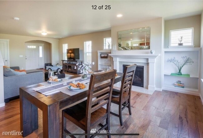 Building Photo - 3 br, 3 bath House - 802 Panorama Ridge
