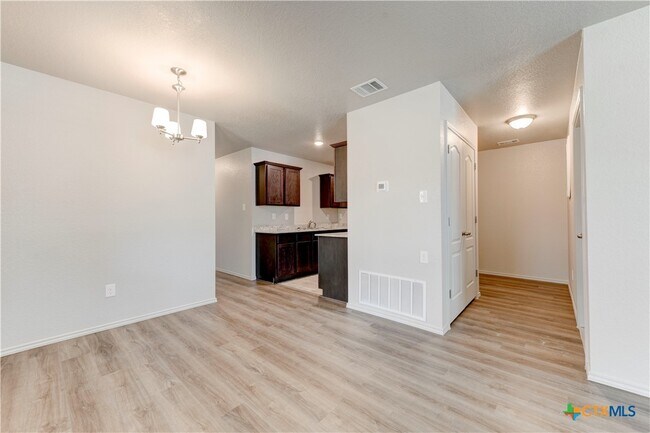 Foto del edificio - 609 Lost Trl