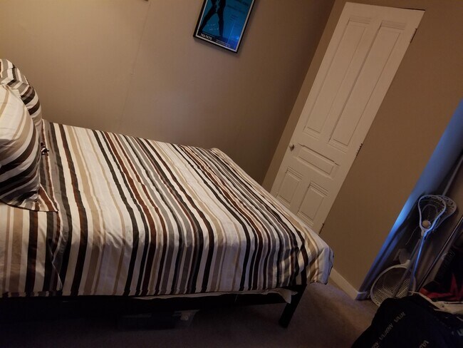 Foto del edificio - 522 Knoll St