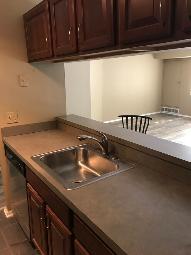 Building Photo - 26623 W Carnegie Park Dr