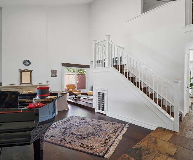 Foto del edificio - 2355 Stormcroft Ct
