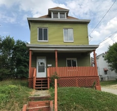 Building Photo - 3620 Grenada St