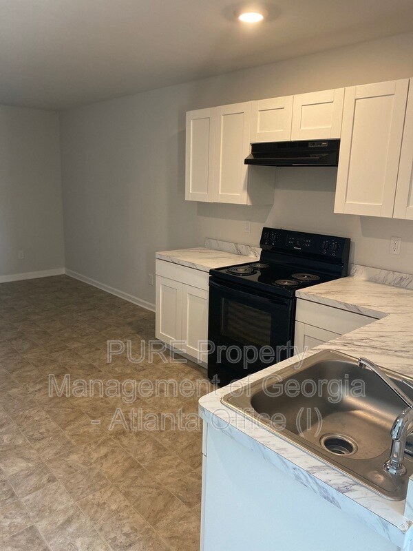Building Photo - 519 Elles Wy