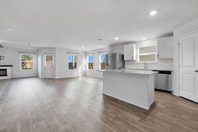 Foto del edificio - Beautiful 2-Story in NW San Antonio! 50% o...