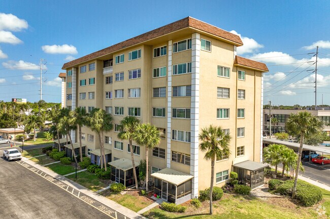 Foto del edificio - Seminole on the Green Cavalier One