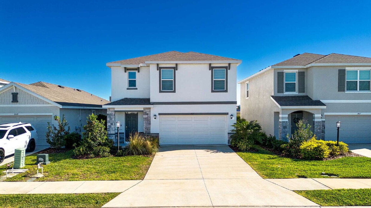 Spacious 5-Bed Retreat with Granite Elegance in Lakewood Ranch - Spacious 5-Bed Retreat with Granite Elegance in Lakewood Ranch