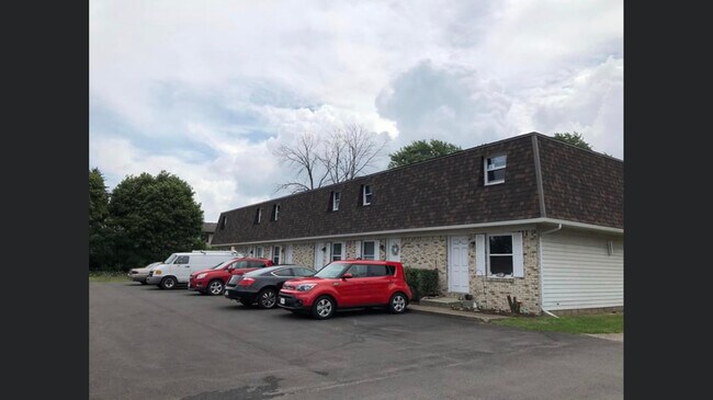 Foto del edificio - 4169 W Ridge Rd