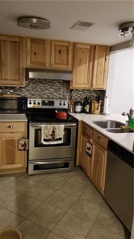 Foto del edificio - 8400 Hickory St