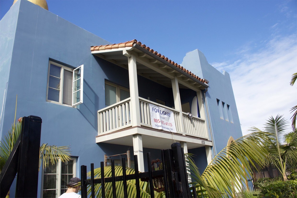 Primary Photo - 1031 Embarcadero del Mar