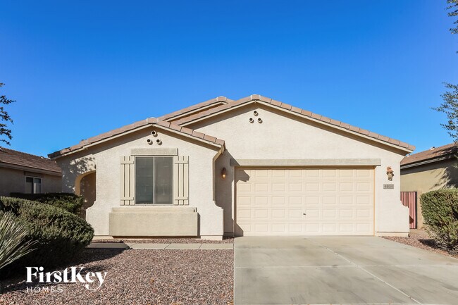 Building Photo - 4954 E Odessa Dr