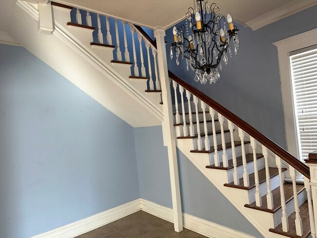 Original Staircase - 1905 Ivy St