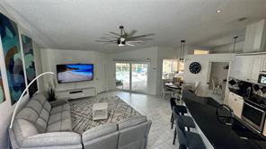 Foto del edificio - 6437 Stone River Rd