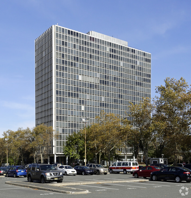 Primary Photo - Pavilion Towers