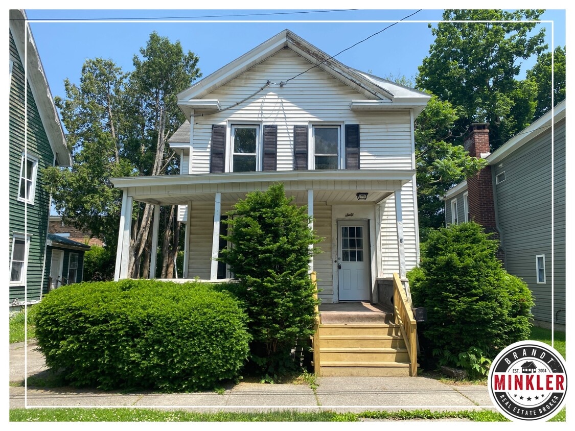 Primary Photo - 60 Center St