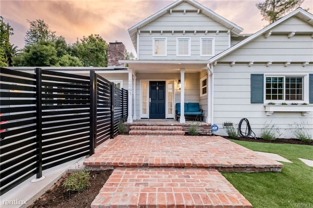 Foto principal - 4 br, 3 bath House - 4641 Caritina Dr