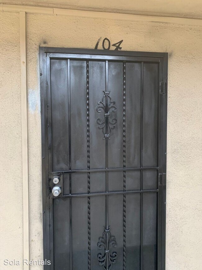 Foto del edificio - 840 W Imperial Hwy