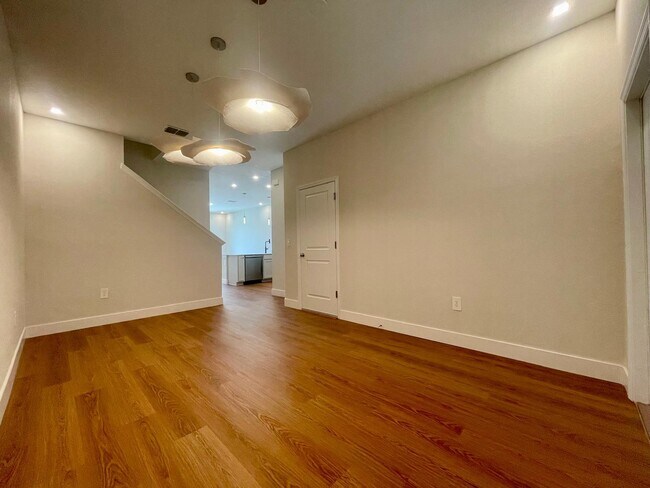 Foto del edificio - 6159 Park Promenade Way