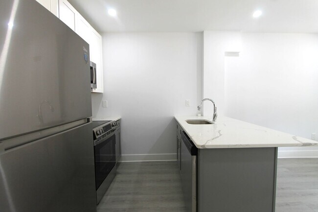 Foto del edificio - 103 E Coulter St