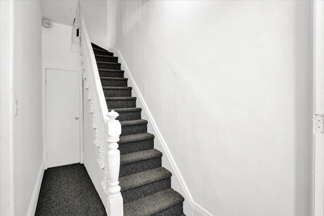 Foto del edificio - 1314 Paterson Plank Rd