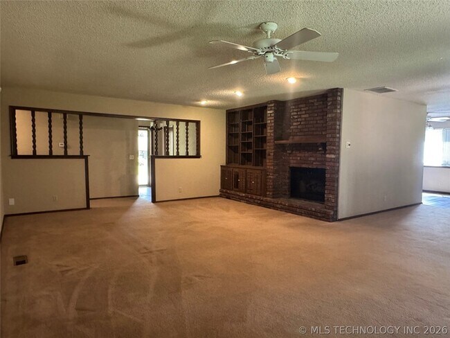 Foto del edificio - 7833 E 79th Pl