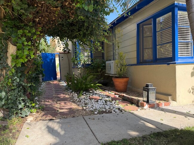 Building Photo - 911 14th St