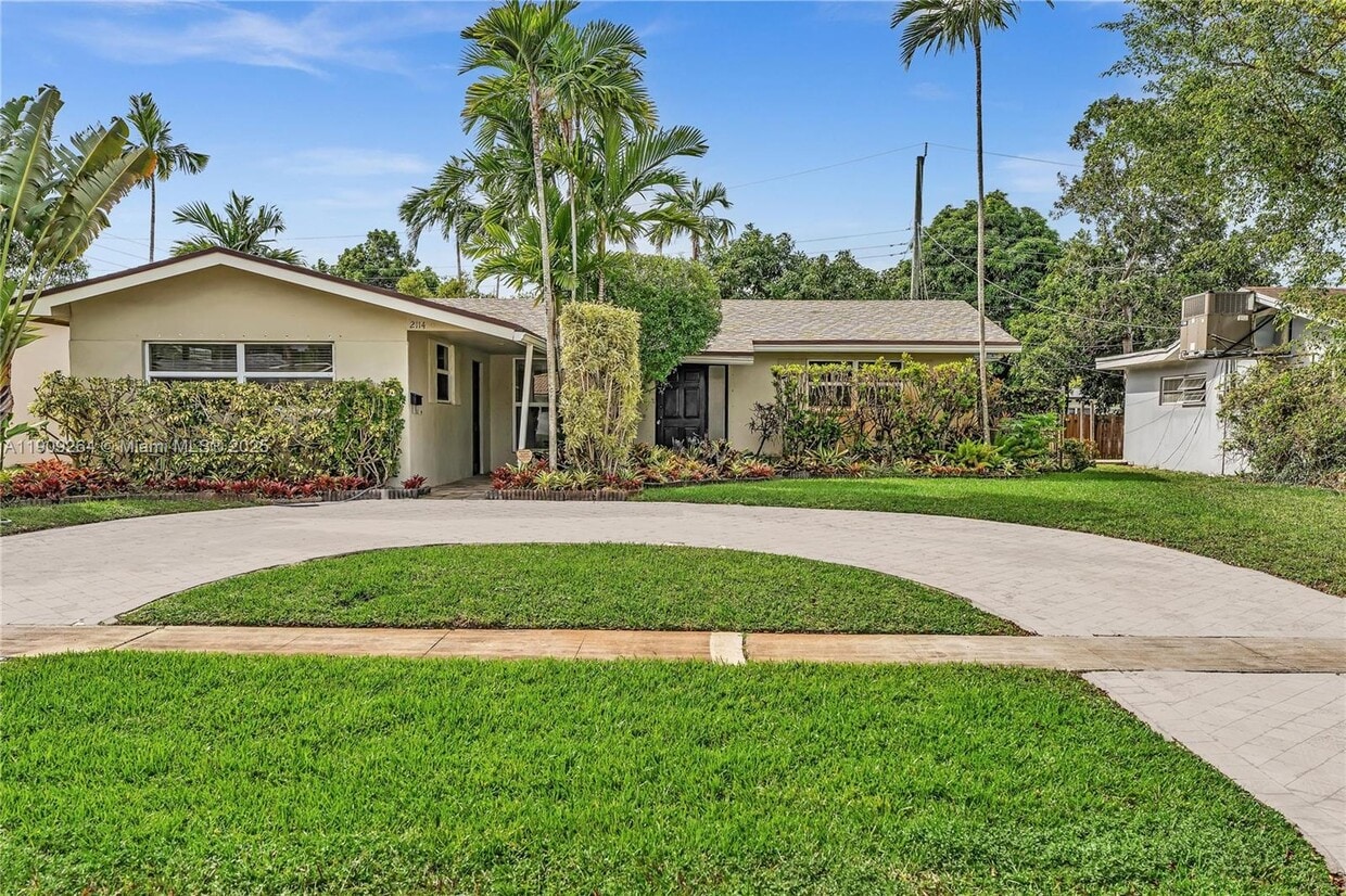 Foto principal - 2114 N 44th Ave