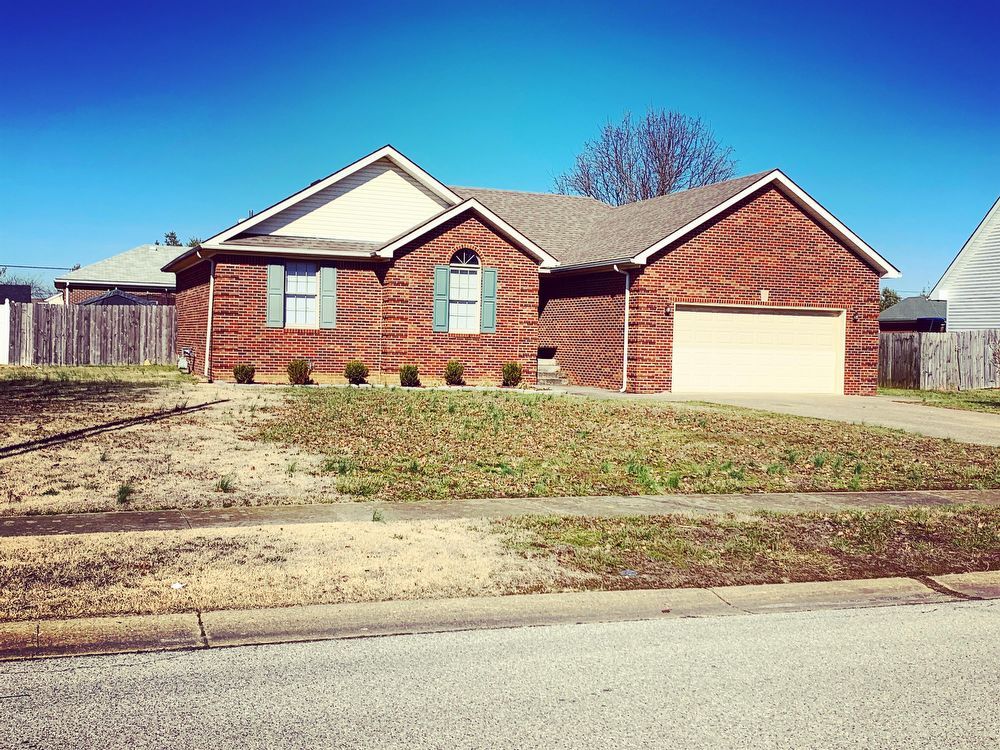 Primary Photo - 200 West Emerald Circle