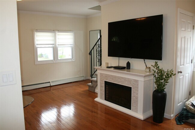 Foto del edificio - 540 Oakley Ave