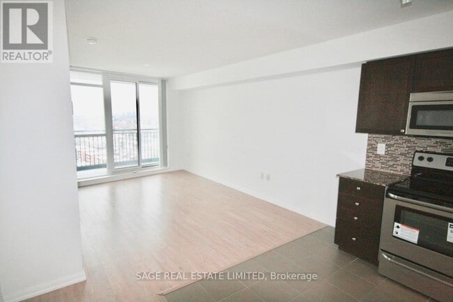 Building Photo - 800 Lawrence Ave W