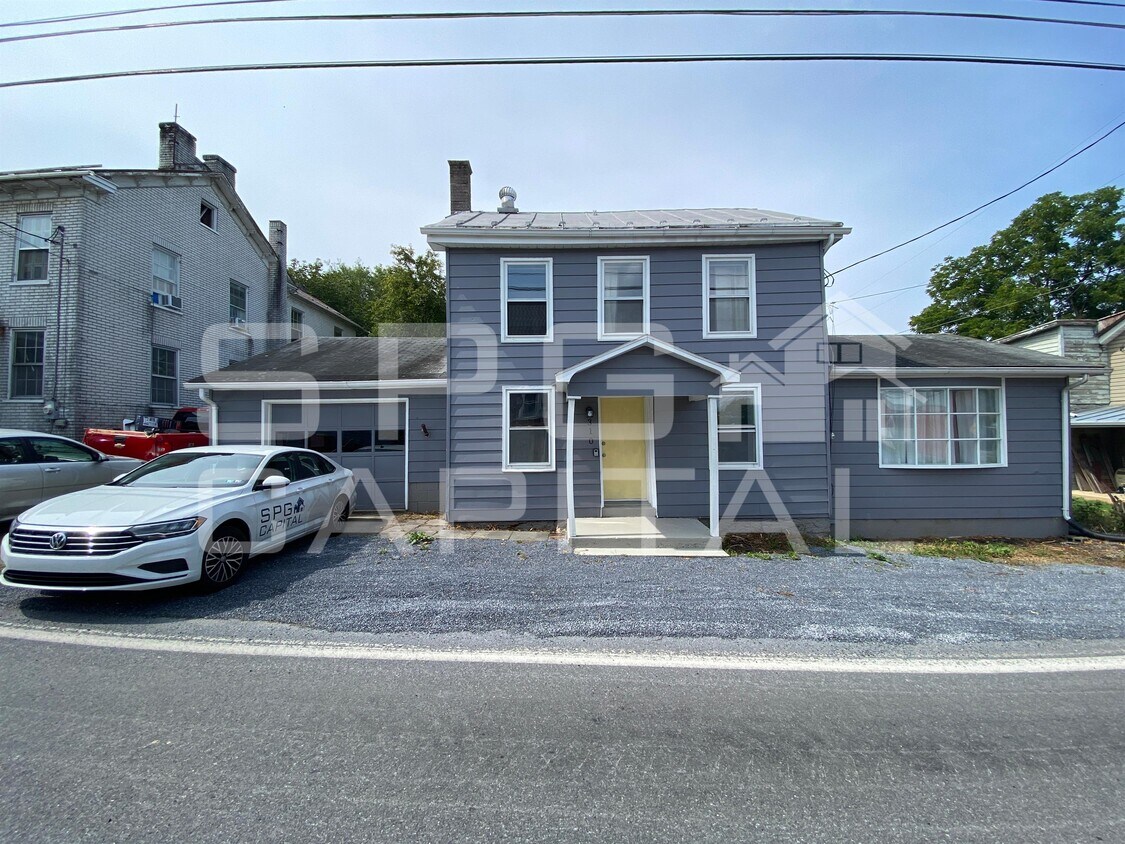 Primary Photo - 310 Oakville Rd