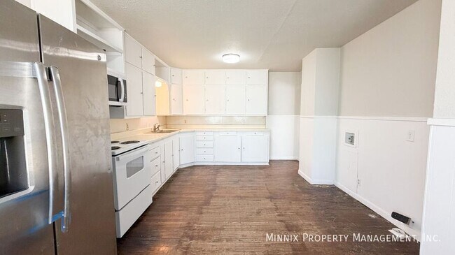 Foto del edificio - 2420 33rd St