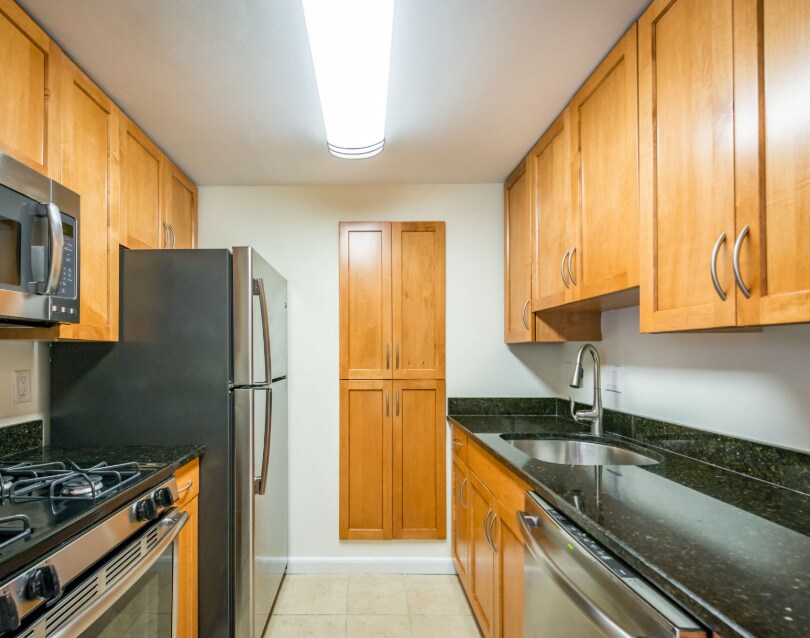 Foto principal - 244 Independence Dr