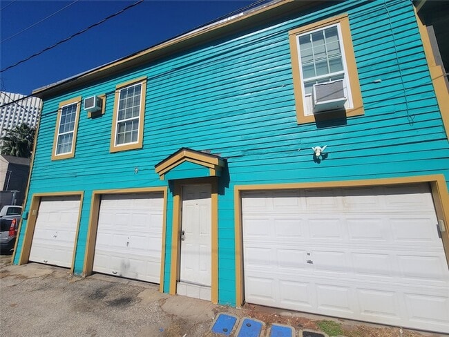 Building Photo - 1707 Market St